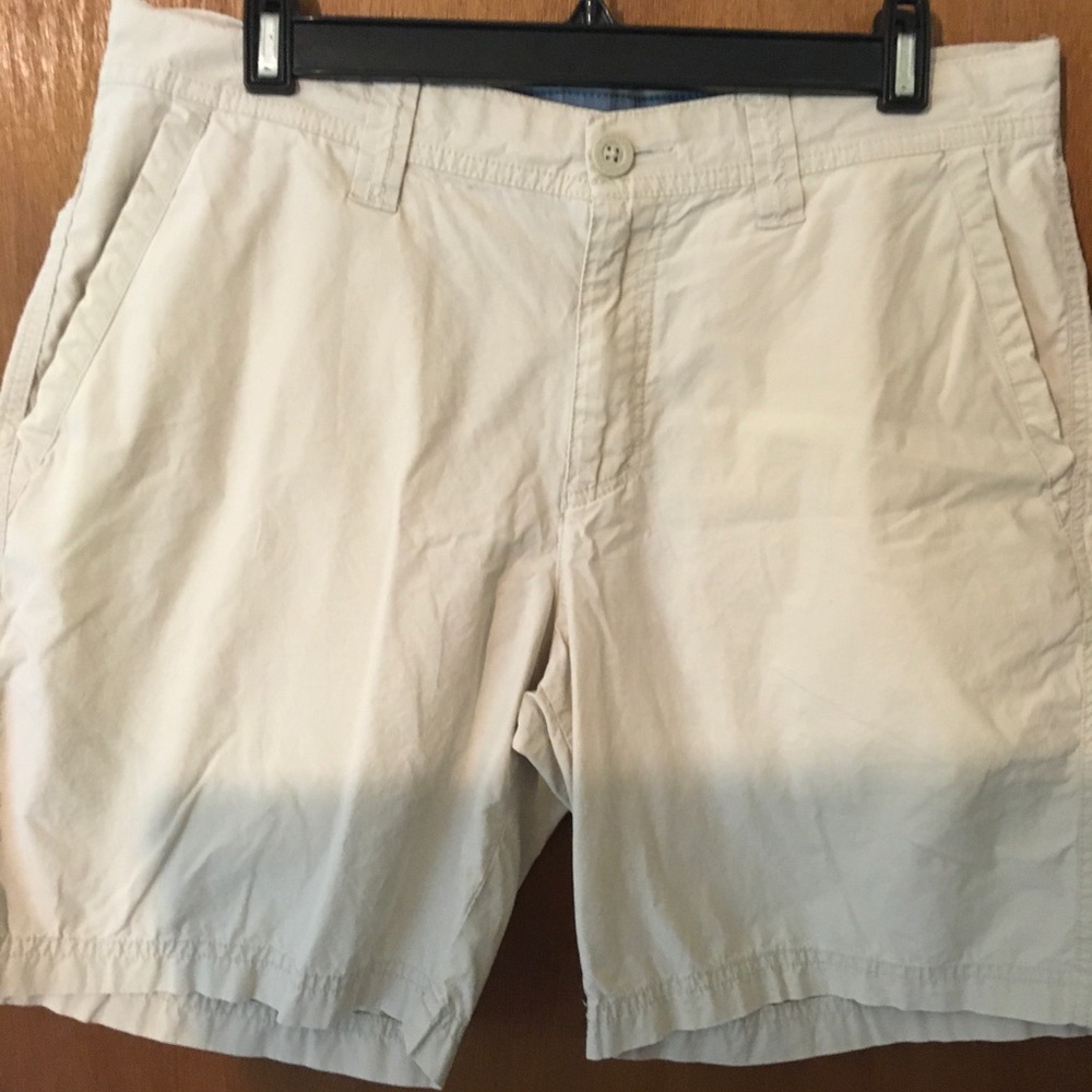 Men’s Columbia shorts 32